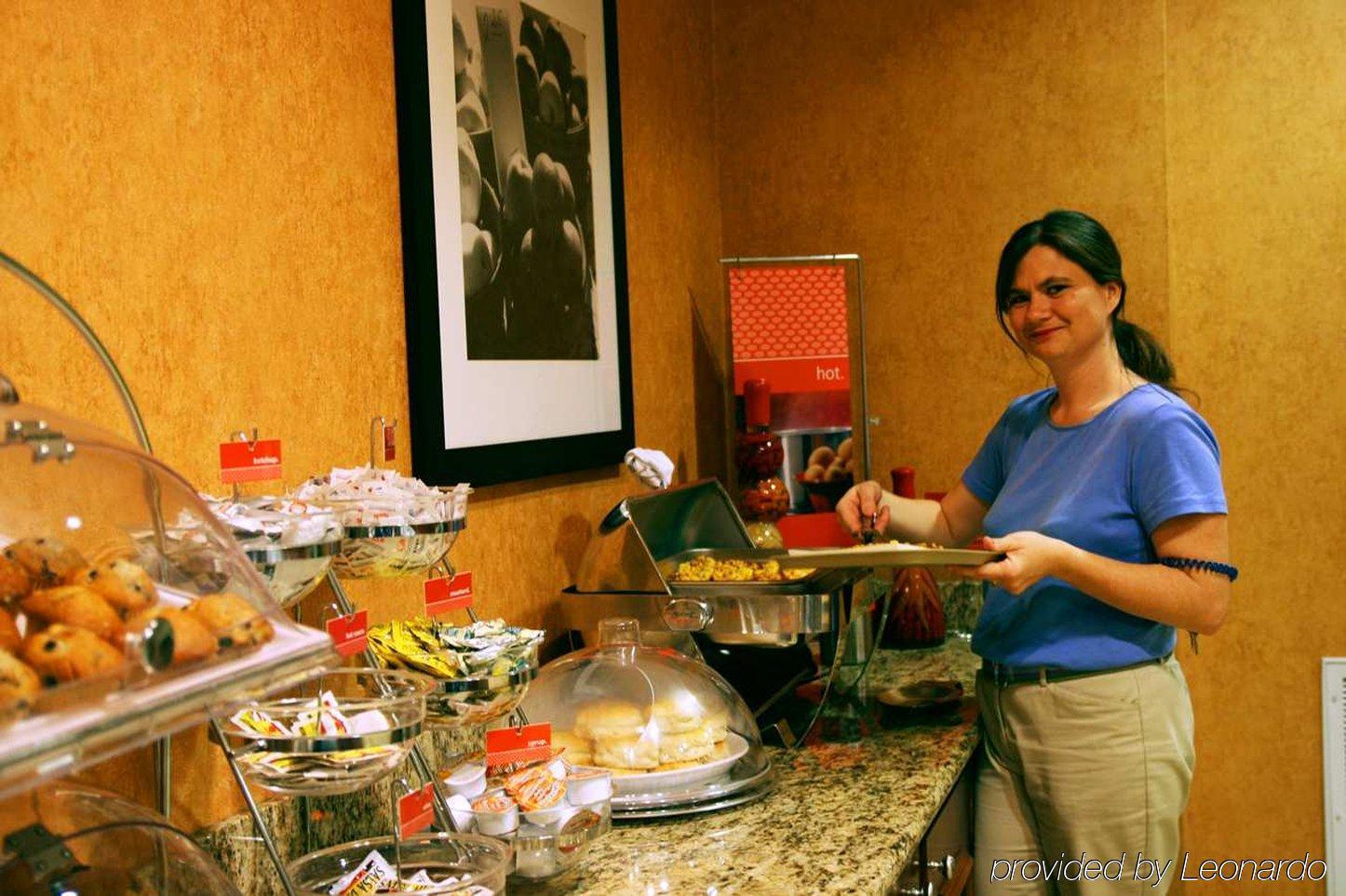 Holiday Inn Express & Suites Destin - Miramar Beach By Ihg Restaurant photo