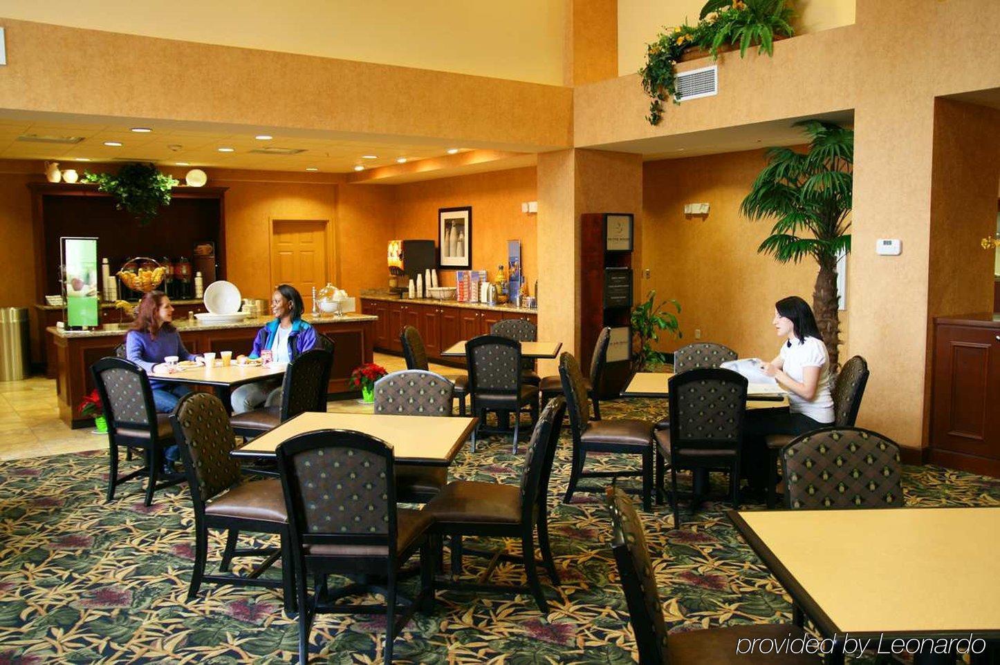 Holiday Inn Express & Suites Destin - Miramar Beach By Ihg Restaurant photo
